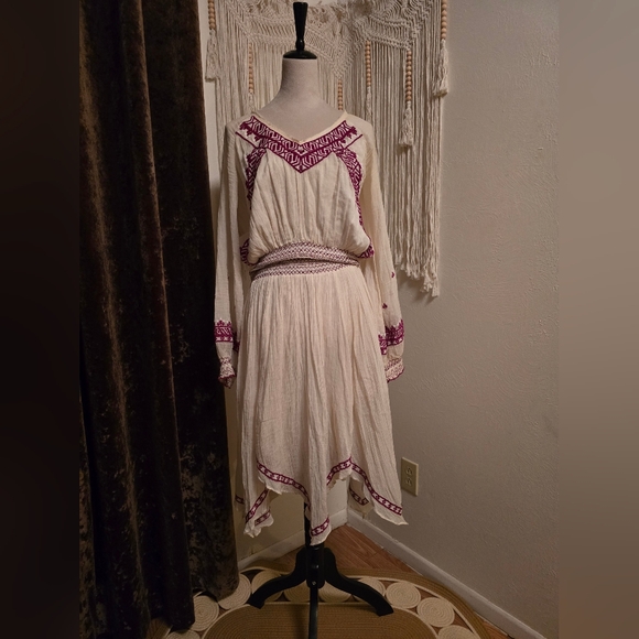 Free People White & Red Embroidered Longsleeve Women's Dress - Picture 1 of 11